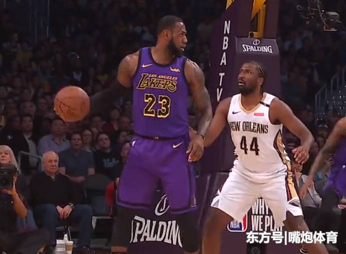  爱德华兹隔扣戈贝尔引爆全场  